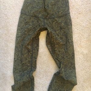 NWOT Lululemon pants